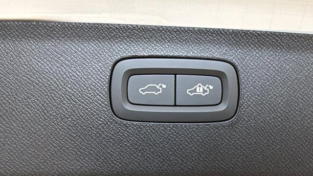 2026 Volvo XC90 Plug-In Hybrid Plus, T8 AWD, Electric/Gasoline, Bright, 6 Seats
