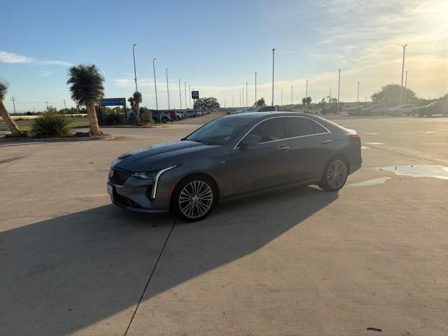 2022 Cadillac CT4 Premium Luxury