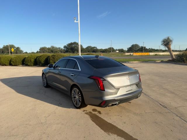 2022 Cadillac CT4 Premium Luxury