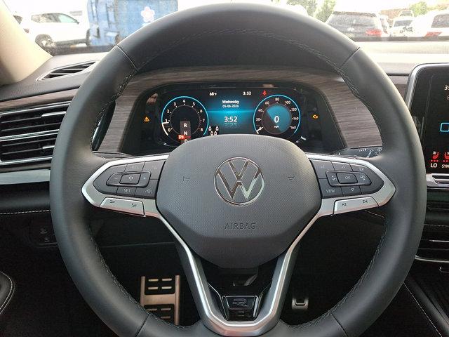 2026 Volkswagen Atlas SEL Premium R-Line