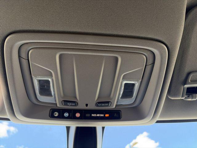 2021 GMC Sierra 1500 4WD Crew Cab Short Box Elevation
