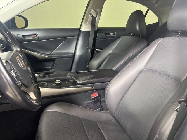 2017 Lexus IS 300 300