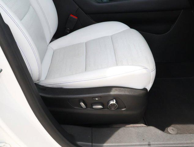 2024 Cadillac XT4 FWD Sport