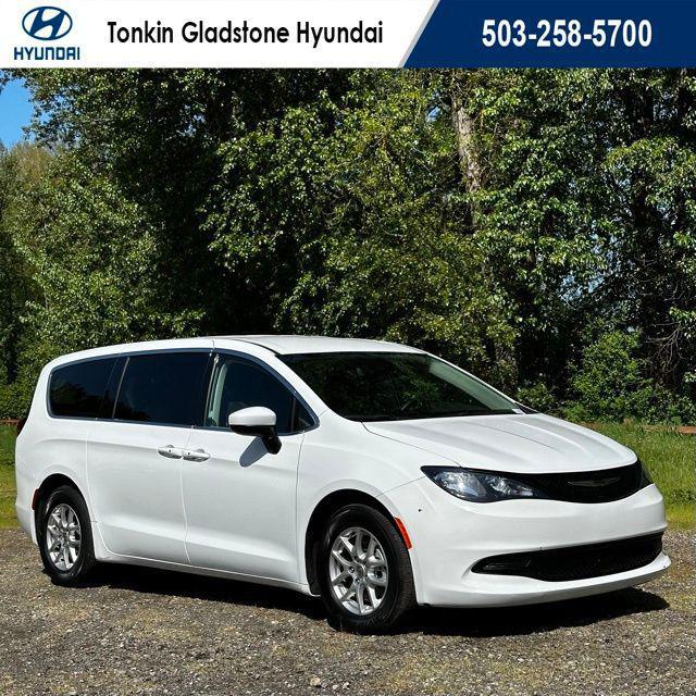 2023 Chrysler Voyager LX for sale in GLADSTONE, OR