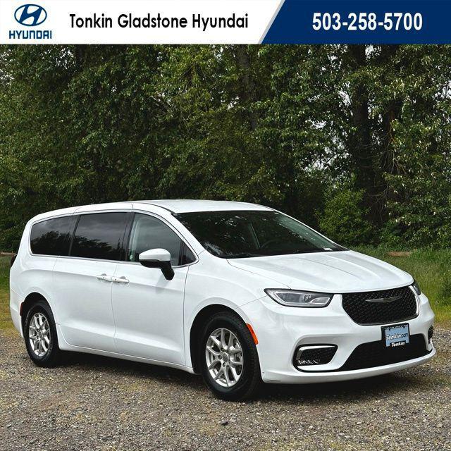 2023 Chrysler Pacifica Touring L for sale in GLADSTONE, OR