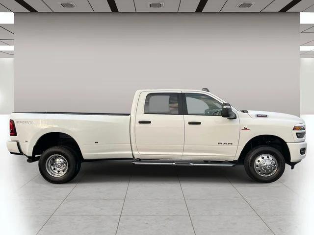 2026 RAM 3500 RAM 3500 BIG HORN CREW CAB 4X4 8 BOX