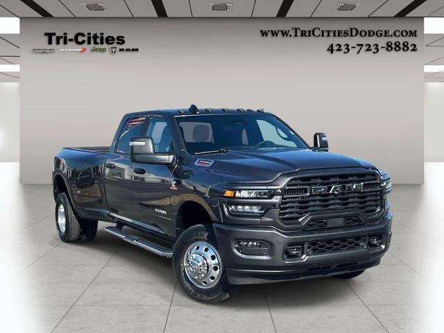 2026 RAM 3500 RAM 3500 BIG HORN CREW CAB 4X4 8 BOX