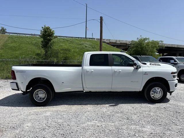 2026 RAM Ram 3500 RAM 3500 LARAMIE CREW CAB 4X4 8 BOX