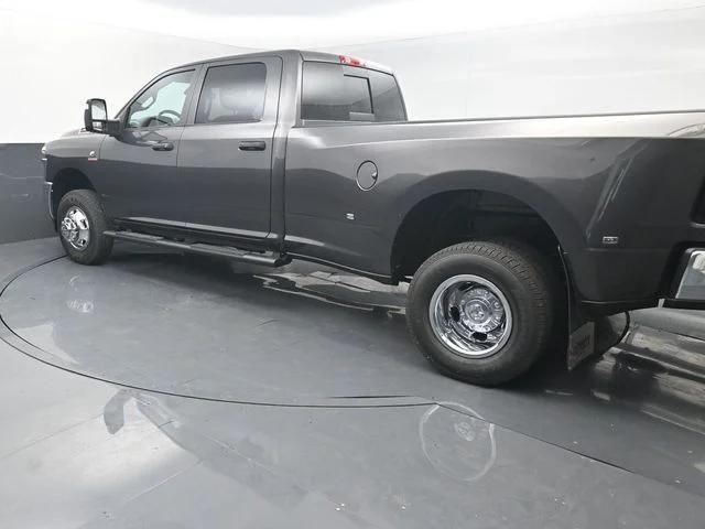 2026 RAM Ram 3500 RAM 3500 TRADESMAN CREW CAB 4X4 8 BOX