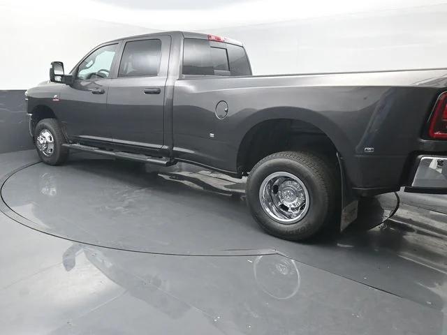 2026 RAM Ram 3500 RAM 3500 TRADESMAN CREW CAB 4X4 8 BOX