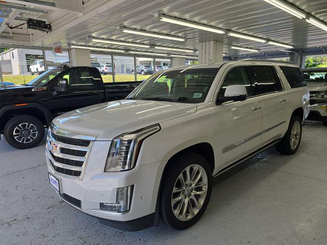 2018 Cadillac Escalade ESV Premium Luxury