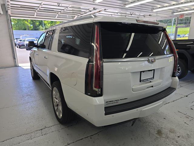 2018 Cadillac Escalade ESV Premium Luxury