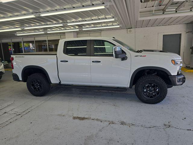 2024 Chevrolet Silverado 1500 4WD Crew Cab Short Bed ZR2