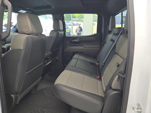 2024 Chevrolet Silverado 1500 4WD Crew Cab Short Bed ZR2