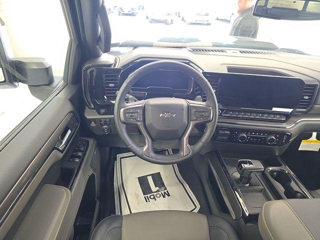 2024 Chevrolet Silverado 1500 4WD Crew Cab Short Bed ZR2