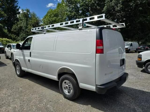 2026 GMC Savana Cargo 2500 Regular Wheelbase, Work Van, RWD