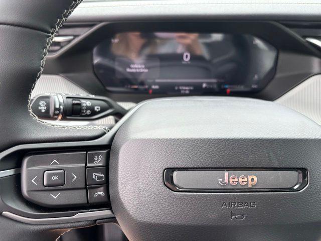 2026 Jeep Cherokee Laredo 4x4