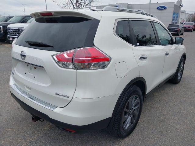 2016 Nissan Rogue SL