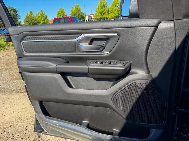2026 Ram 1500 Big Horn Crew Cab 4x4 64 Box