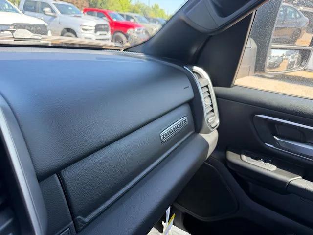 2026 Ram 1500 Big Horn Crew Cab 4x4 64 Box