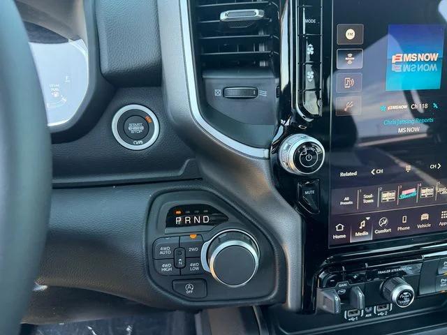 2026 Ram 1500 Big Horn Crew Cab 4x4 64 Box
