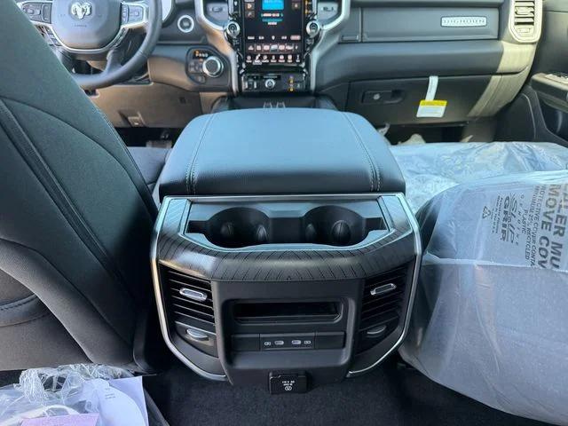 2026 Ram 1500 Big Horn Crew Cab 4x4 64 Box