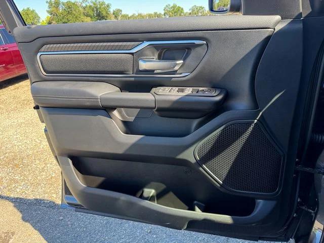2026 Ram 1500 Big Horn Crew Cab 4x4 64 Box