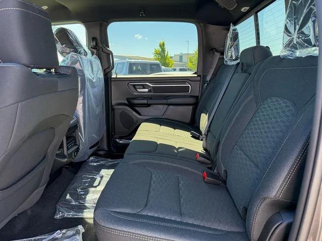 2026 Ram 1500 Big Horn Crew Cab 4x4 64 Box