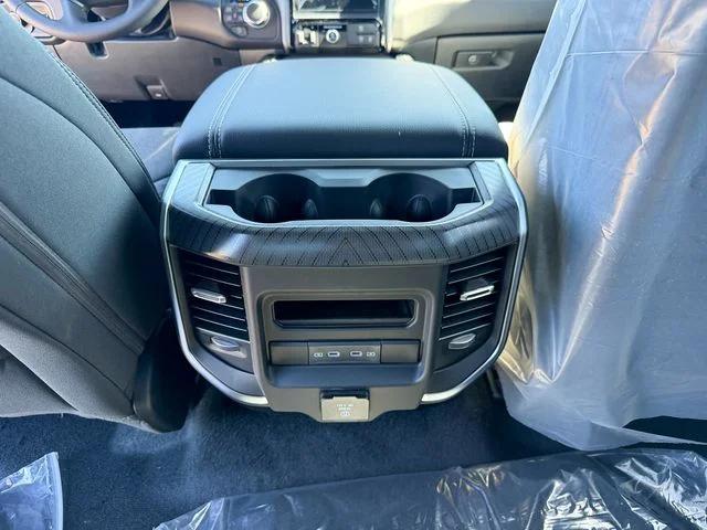 2026 Ram 1500 Big Horn Crew Cab 4x4 64 Box