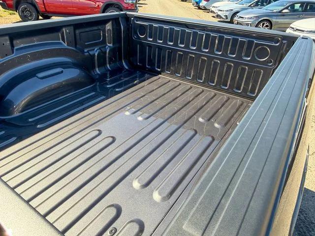 2026 Ram 1500 Big Horn Crew Cab 4x4 64 Box