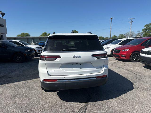 2024 Jeep Grand Cherokee L Laredo 4x4