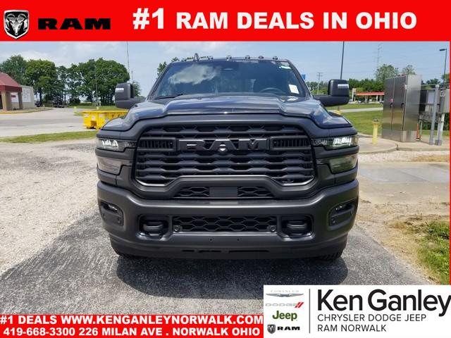 2026 RAM Ram 3500 RAM 3500 TRADESMAN CREW CAB 4X4 8 BOX