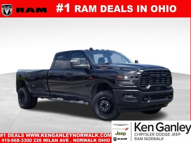 2026 RAM Ram 3500 RAM 3500 TRADESMAN CREW CAB 4X4 8 BOX