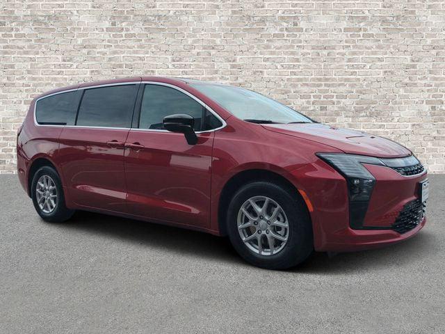 2027 Chrysler Pacifica Select for sale in Richmond, VA