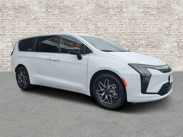 2027 Chrysler Pacifica Limited for sale in Richmond, VA