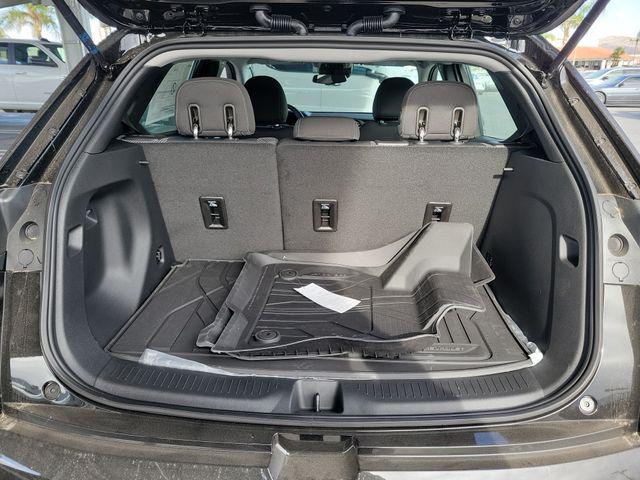 2027 Chevrolet Bolt LT FWD