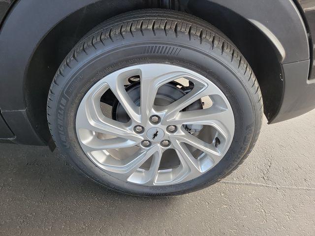 2027 Chevrolet Bolt LT FWD