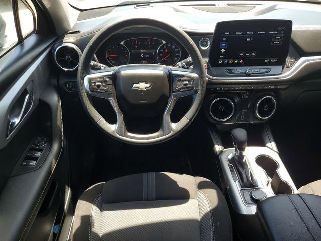 2025 Chevrolet Blazer AWD 2LT