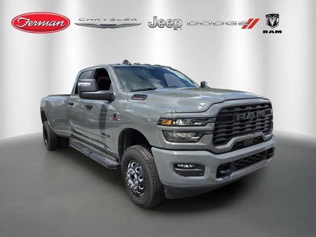 2026 RAM 3500 RAM 3500 BIG HORN CREW CAB 4X4 8 BOX
