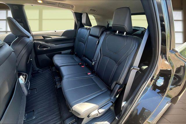 2026 INFINITI QX60 LUXE AWD