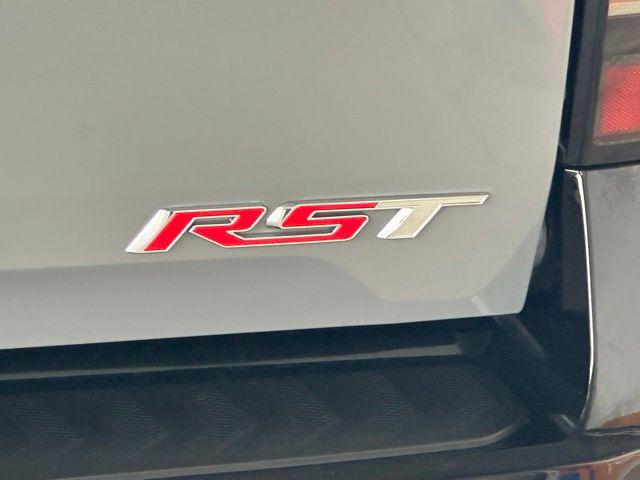 2025 Chevrolet Silverado EV RST
