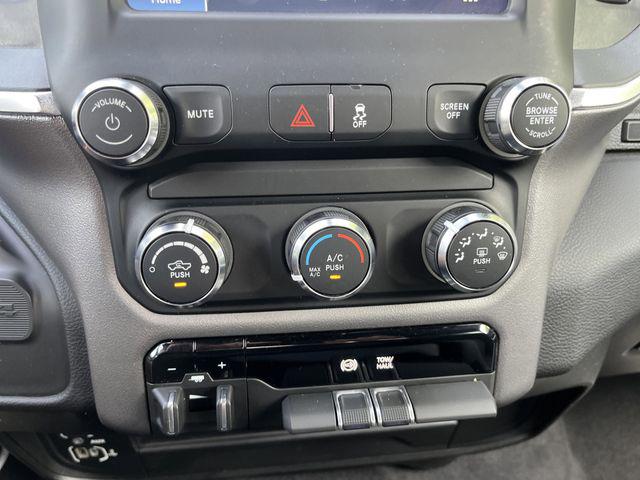 2024 Ram 3500 Big Horn Crew Cab 4x4 8' Box