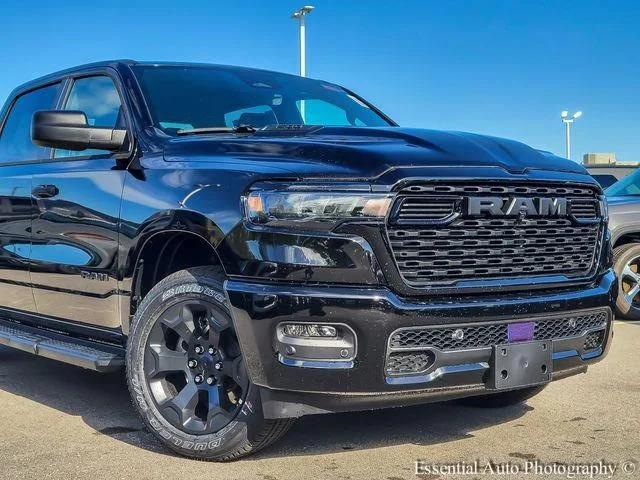 2026 RAM Ram 1500 RAM 1500 EXPRESS CREW CAB 4X4 57 BOX