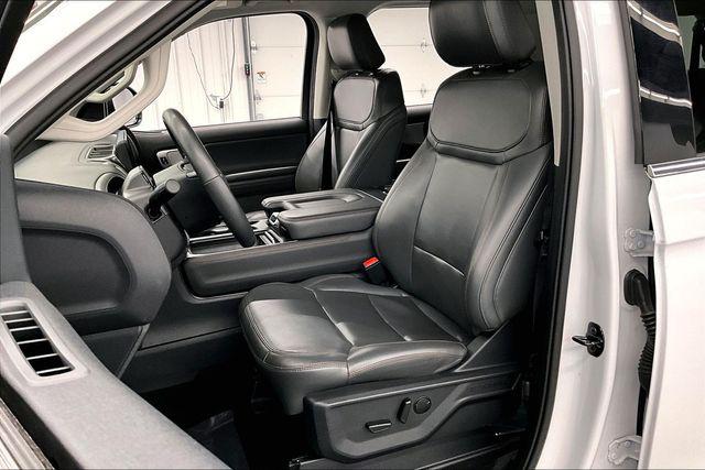 2025 Ford Expedition Active MAX