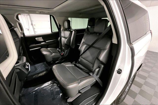 2025 Ford Expedition Active MAX