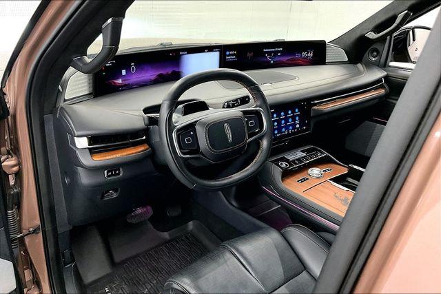 2025 Lincoln Navigator Black Label
