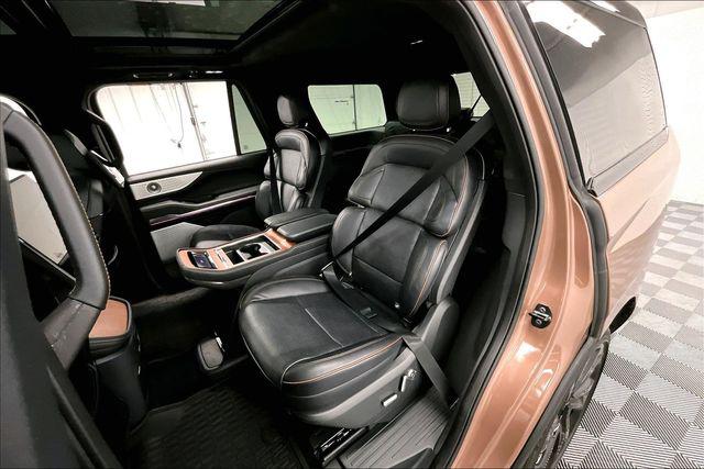 2025 Lincoln Navigator Black Label