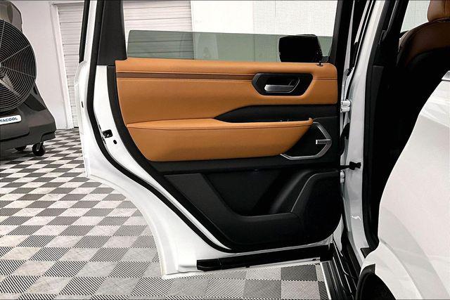 2025 Nissan Armada Platinum Reserve 4WD