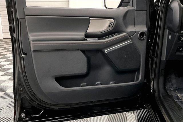2025 Ford Expedition Active MAX