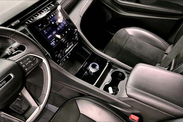 2025 Jeep Grand Cherokee Altitude 4x4